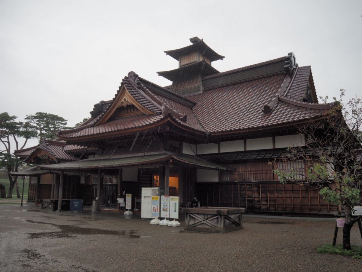五稜郭公園と箱館奉行所跡