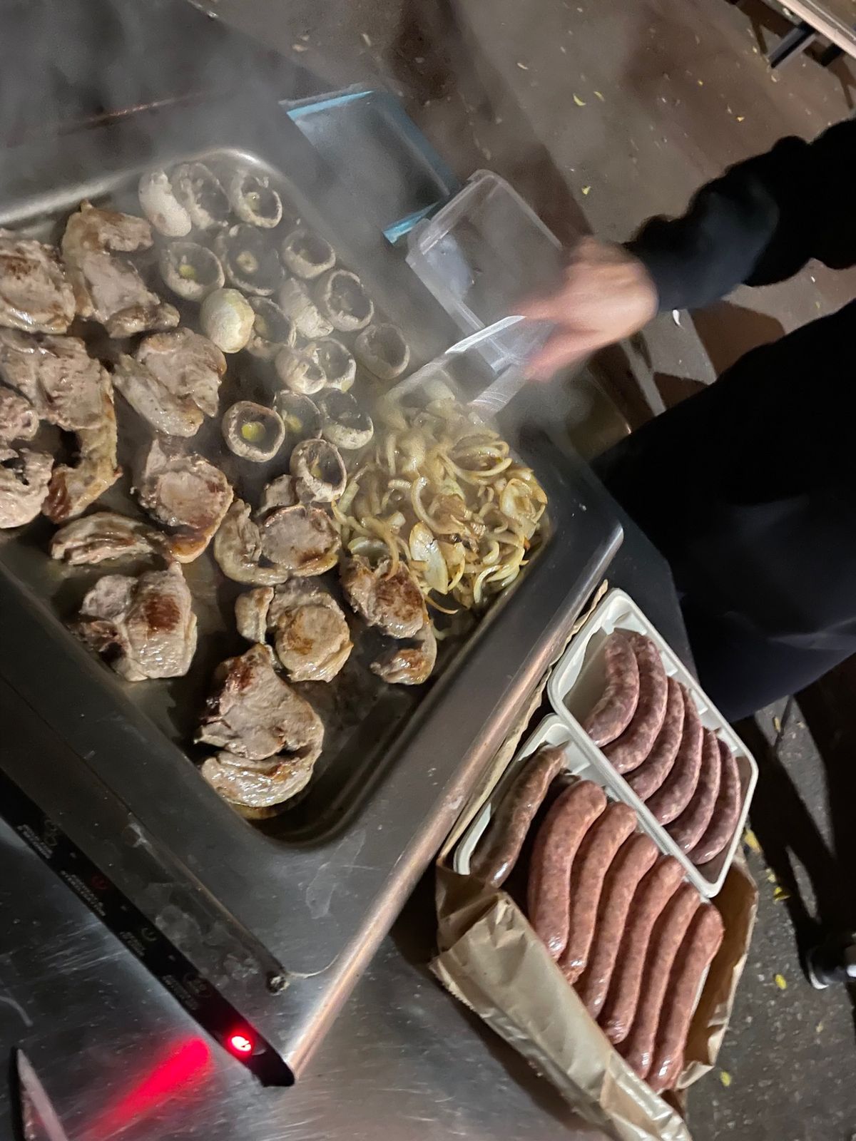 オーストラリアの美味しいものたち。
やっぱBBQは外せない！