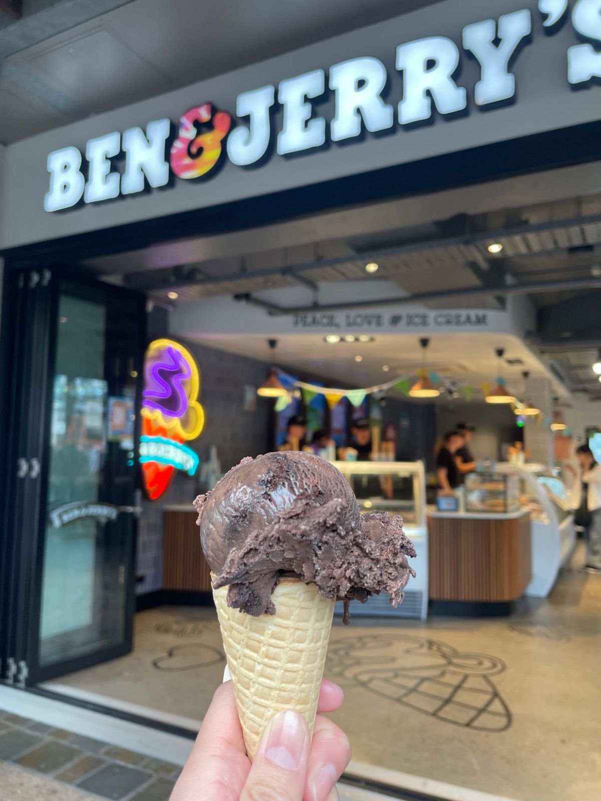 コーヒーの美味しいお店
濃厚チョコアイス
アイドルたち♡
ブリスベンミュージアム