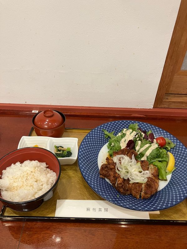 日本・東京都「東京日帰り『怪獣8号展』推し活旅」の写真：麻布茶房