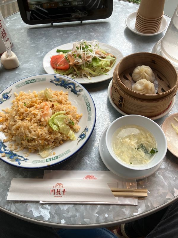 日本・東京都「東京日帰り『怪獣8号展』推し活旅」の写真：青龍門