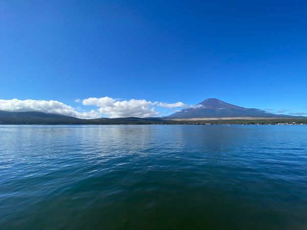 日本・山梨県「山中湖ゆるキャン旅」の写真：山中湖
