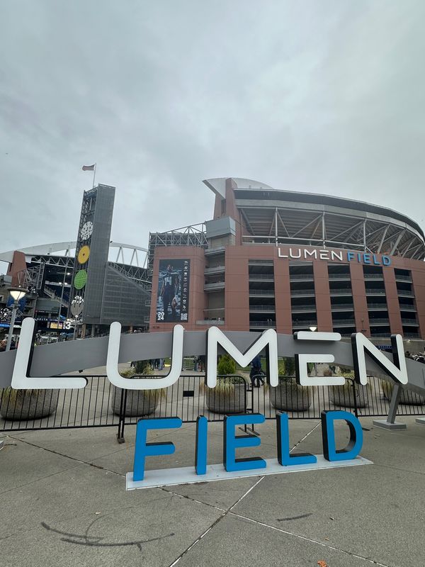 アメリカ(米国)・シアトル「シアトル留学　ダウンタウン旅」の写真：LUMEN FIELD