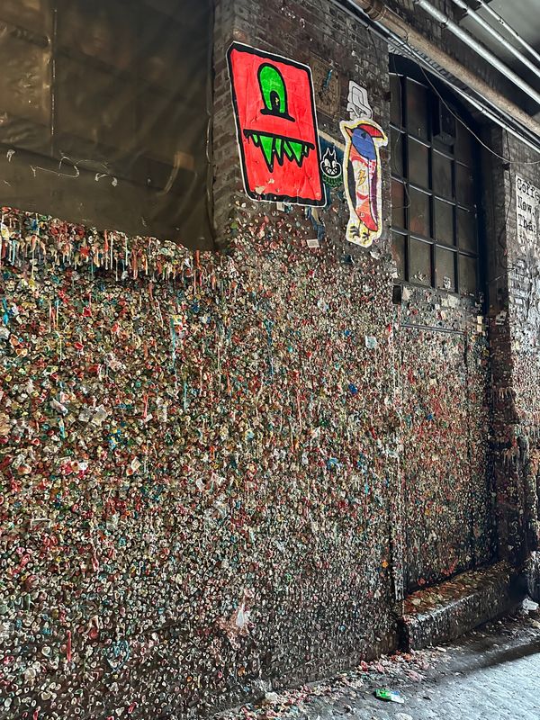アメリカ(米国)・シアトル「シアトル留学　ダウンタウン旅」の写真：Gum Wall