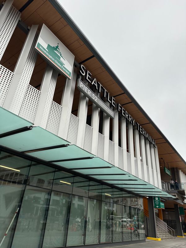 アメリカ(米国)・ワシントン州「シアトル留学　Bremerton」の写真：Took ferry