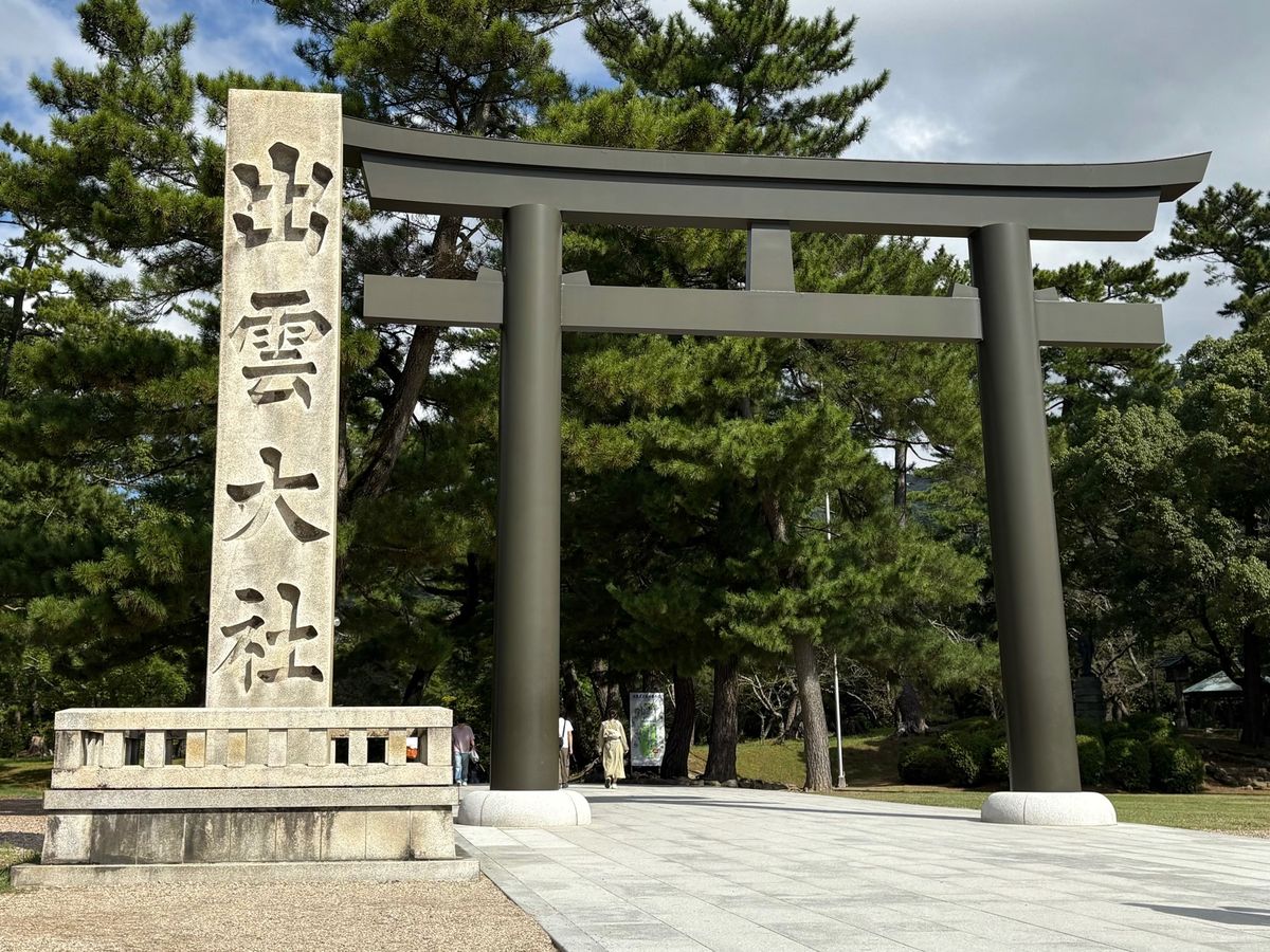 出雲大社、松江城、ベタ踏み坂
松江の街並み