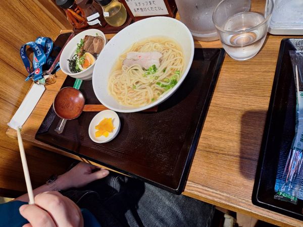 日本・東京都「🇯🇵帰国〜〜！！！」の写真：5/11
昼はアイルランド仲間のバ先に行...