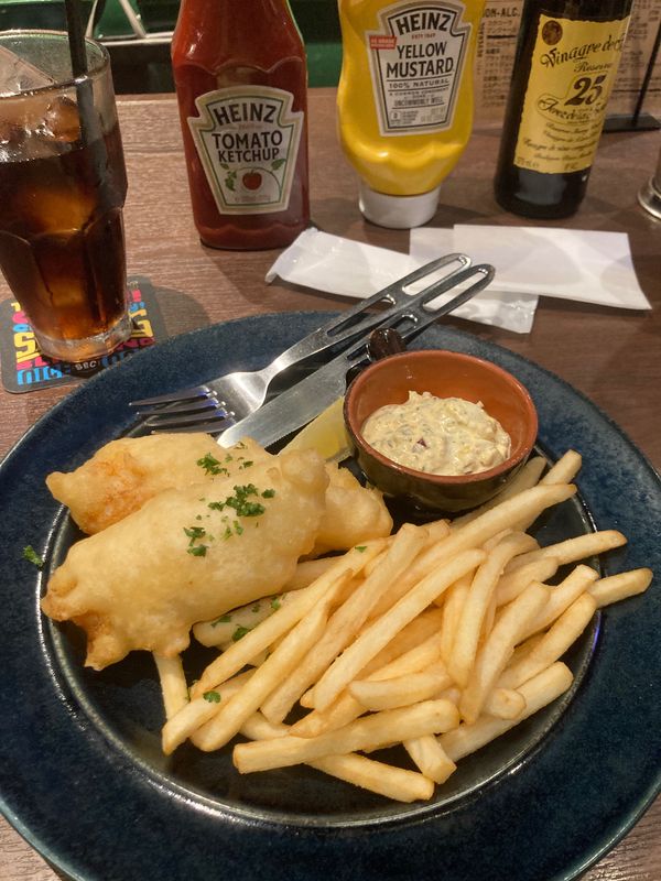 日本・東京都「🇯🇵帰国〜〜！！！」の写真：4/11
フィッシュアンドチップス食べた...