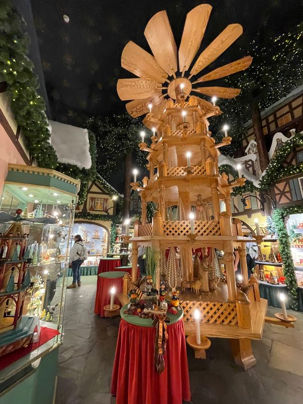 ドイツ・リューデスハイム「ドイツ満喫紀行」の写真：ローテンブルクのケーテ ウォルファルト ...