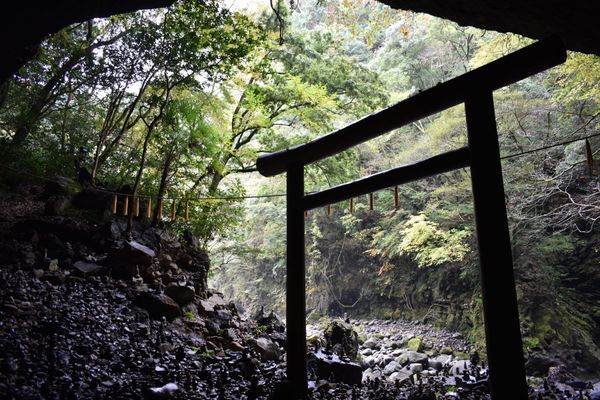 日本・熊本県「宮崎県高千穂神社巡りと熊本県小国町温泉」の写真：天安河原
天岩戸神社