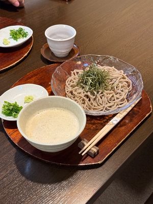 自然薯料理 しずく亭

仙石原すすき草原近くのしずく亭で自然薯とお蕎麦をい...