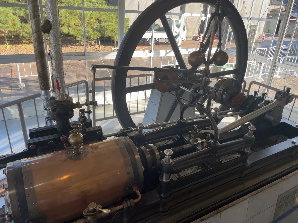 富岡製糸場の中には古い工事の設備も見学できます