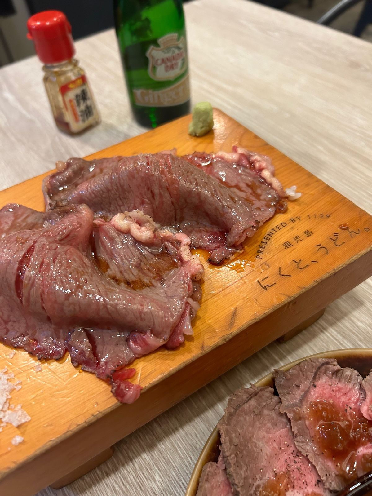 黒毛和牛と黒豚