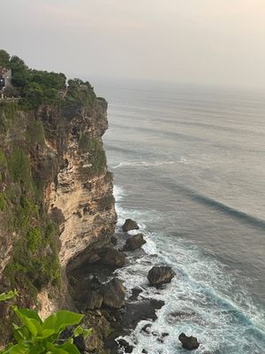 ワルワツ寺院の夕陽は見れず