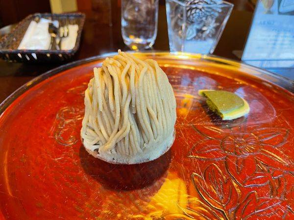 日本・鎌倉「いざ、鎌倉！2024年冬の陣」の写真：鎌倉駅近くのレ・サンジュ本店でオヤツタイ...