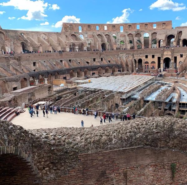 イタリア「満喫イタリア🇮🇹バチカン市国の旅」の写真：当時、トレビの泉からコロッセオに行く為、...