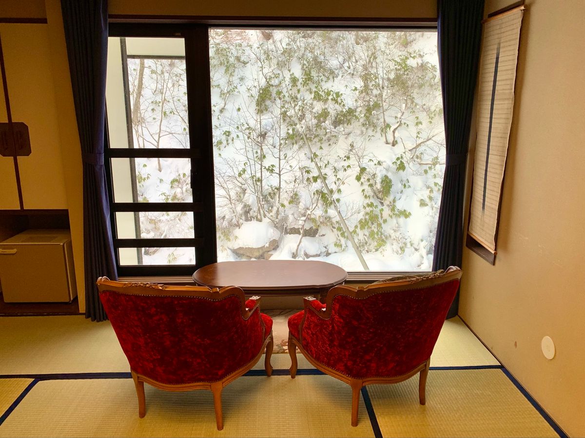 【妙乃湯】
お気に入りの先達川沿いの部屋