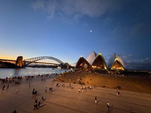 シドニー
●オペラハウスの夜景
●ハーバーブリッジの夜景

今日1日をすべ...