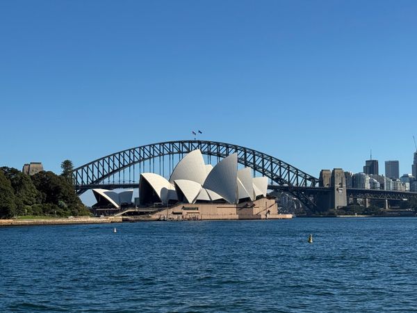 オーストラリア連邦・シドニー「シドニー　オペラハウス」の写真：シドニー
●オペラハウス

快晴なので、...