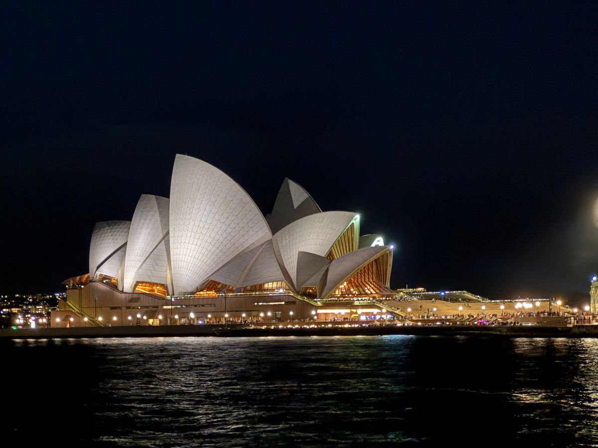 シドニー
●オペラハウスの夜景
●ハーバーブリッジの夜景

今日1日をすべ...