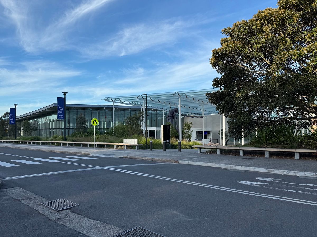 シドニー
ニューサウスウェールズ州立美術館
●日本人の二人が設計した北館の...