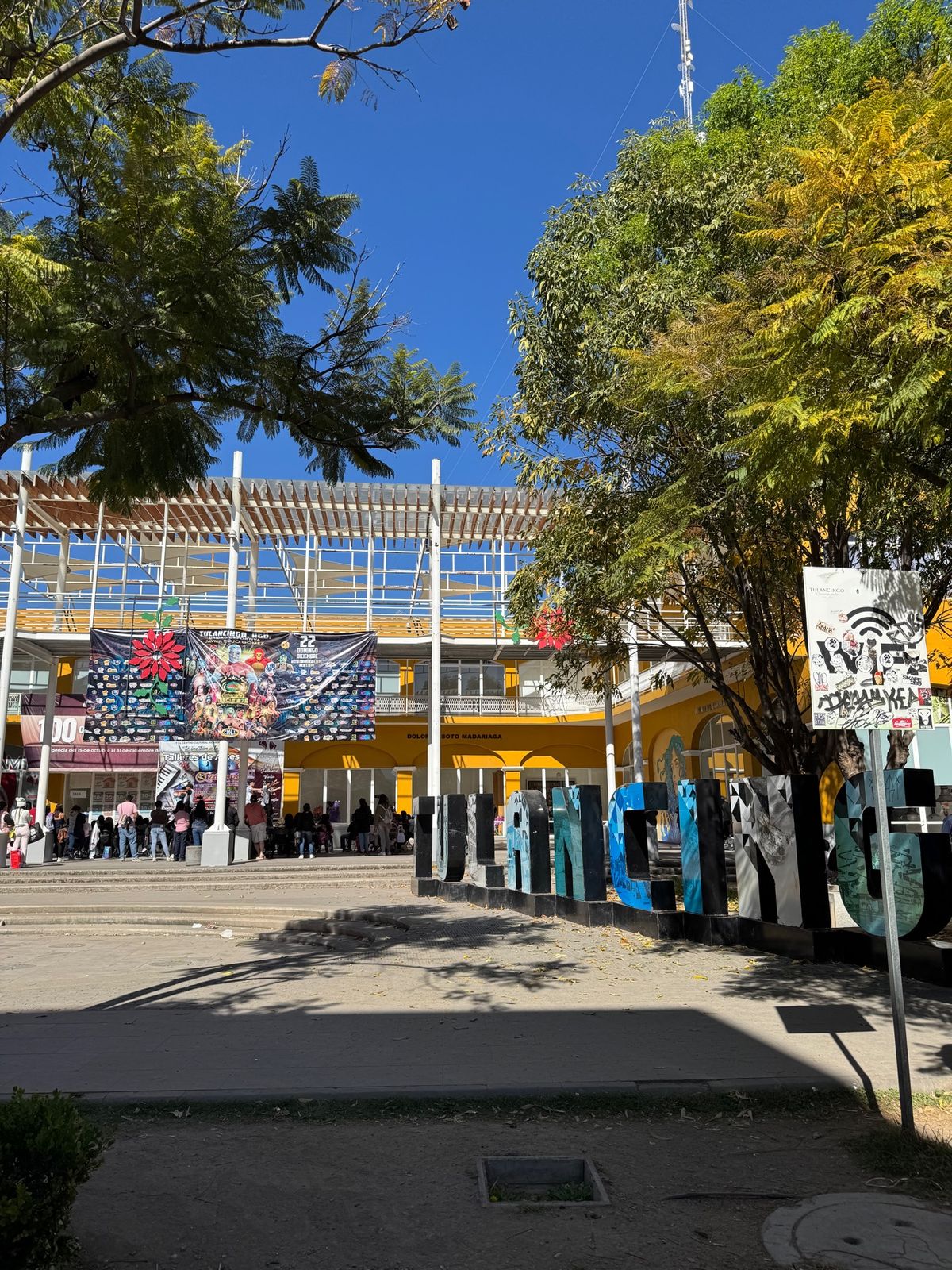 メキシコ行く人は現金多めに持って行ったほうがいい絶対に💰