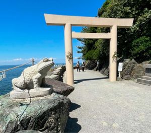 鳥居⛩️の中に夫婦岩が入りました❣️ 
縁結びのシンボル夫婦岩❣️

伊勢...