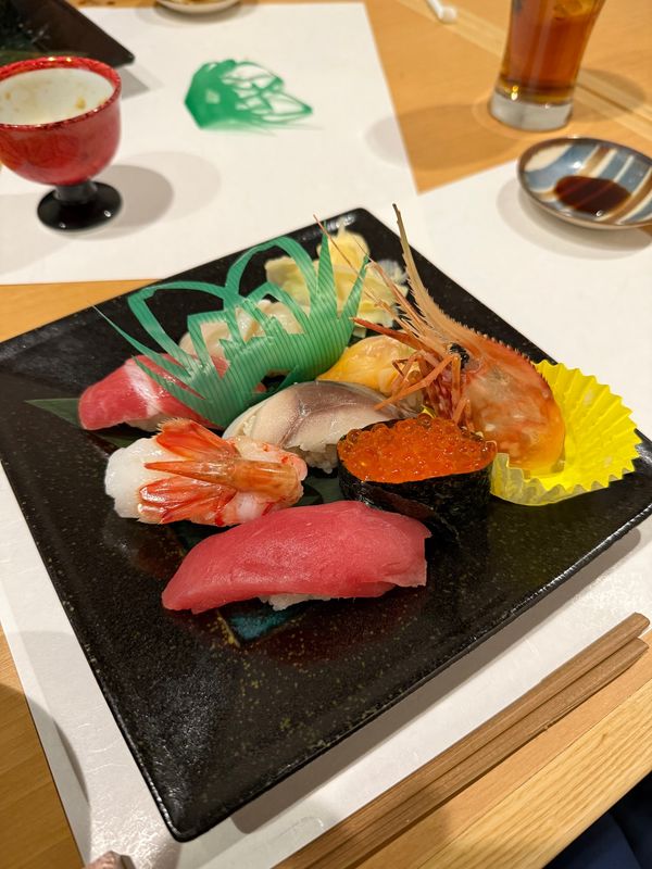 日本・北海道「留萌で冬キャンプ🥶」の写真：蛇の目寿司

ホテル目の前にあったお寿司...