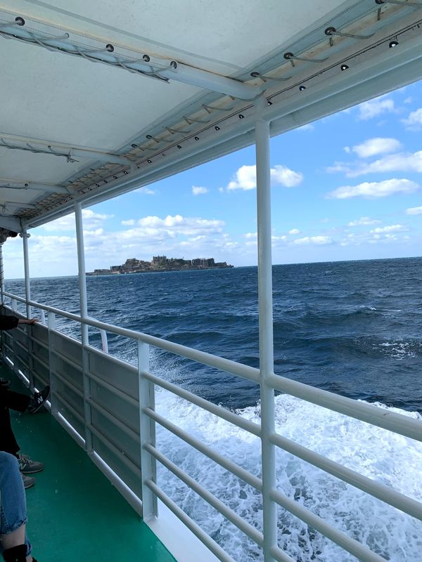 日本・長崎県「飛行機✈️とレンタカー🚙と船🛳️で行く長崎の旅」の写真：軍艦島に何とか上陸出来ました👍

内田康...