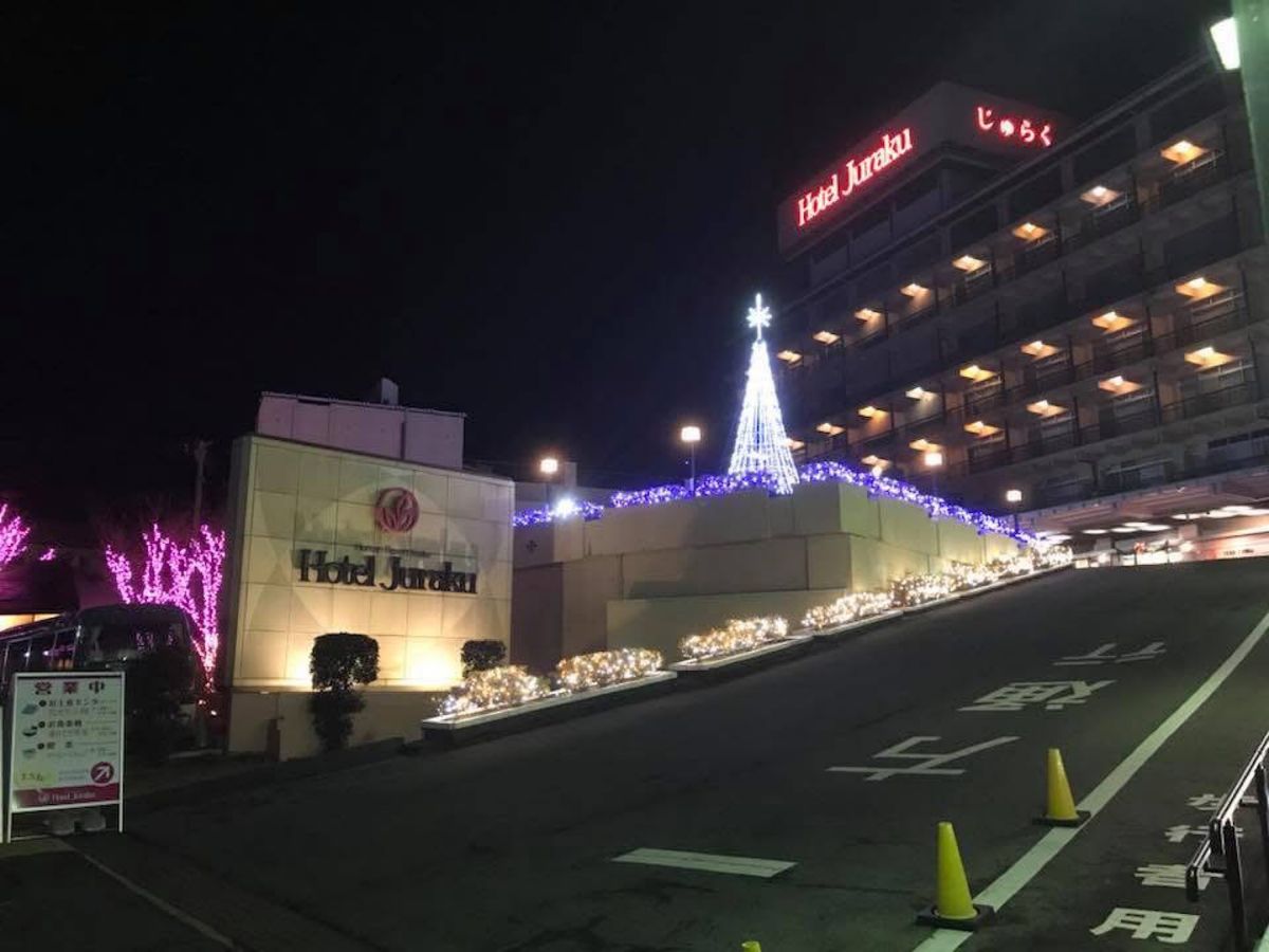 宿泊したホテルジュラク
夜にはイルミネーションが綺麗でした