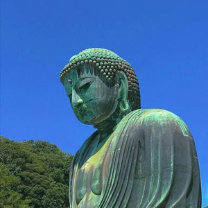 鎌倉の大仏　近くで見ると大きくて迫力があります