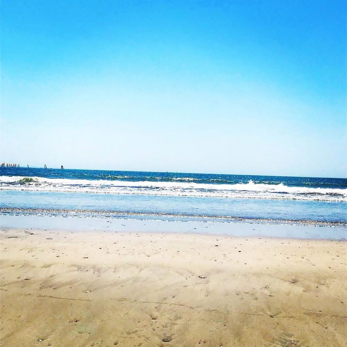 由比ヶ浜の海です
江の島周辺は海岸が多くて、海に癒されます