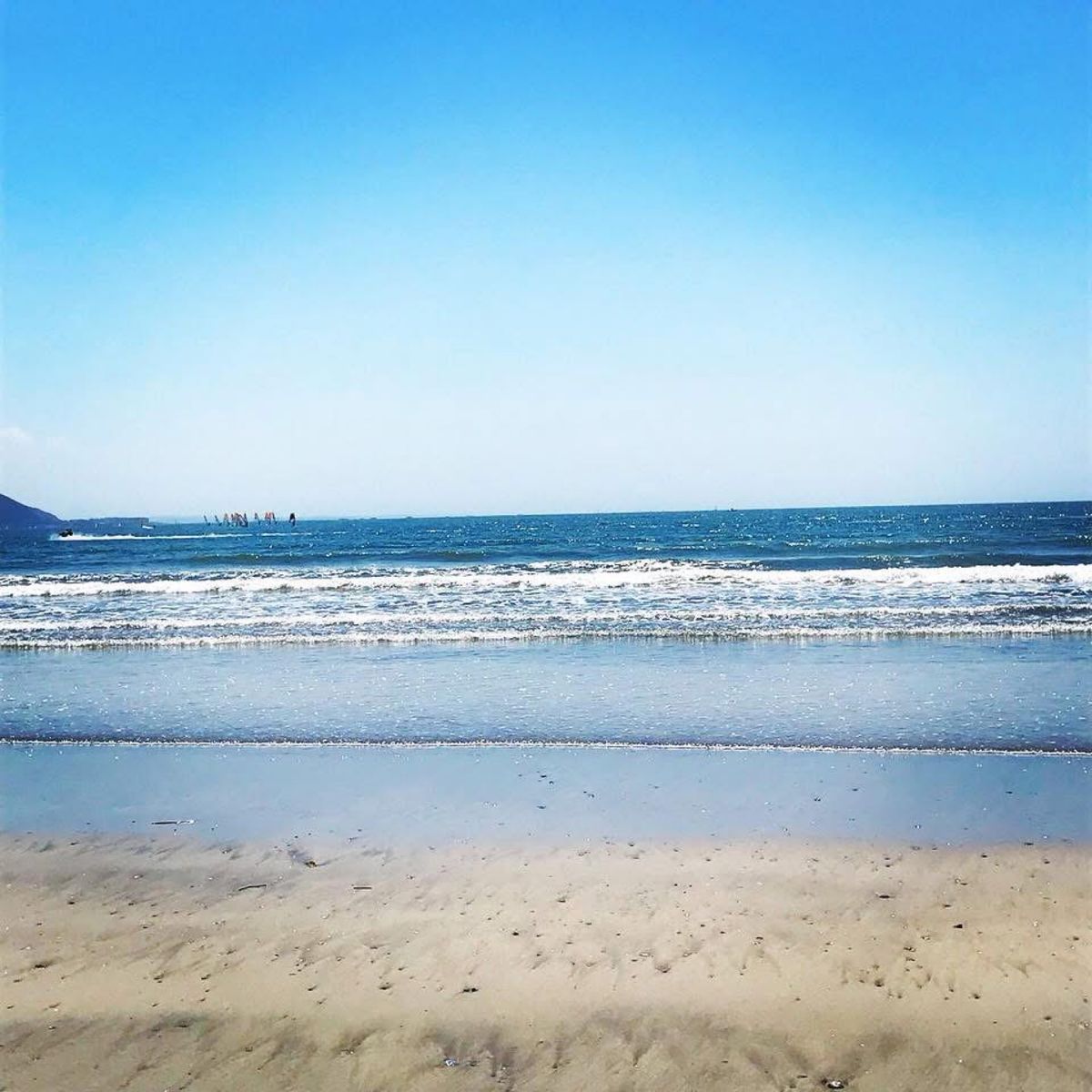 由比ヶ浜の海です
江の島周辺は海岸が多くて、海に癒されます