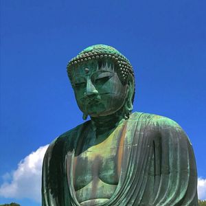 鎌倉の大仏　近くで見ると大きくて迫力があります