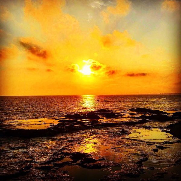 日本・神奈川県「ドラマロケ地巡礼神奈川県の旅」の写真：江の島の裏側に行くと夕日が絶景です