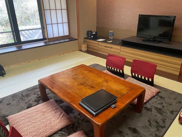 日本・別府温泉「2024年末・大分温泉家族旅行」の写真：湯布院温泉のお宿は梅園