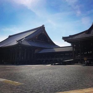 西本願寺　
京都駅着いて最初に行ったお寺です
最初から素敵なお寺だったので...