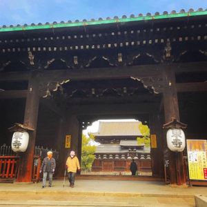 東寺も大きくて京都は規模が大きな寺ばかり
やはり古都京都は次元が違う