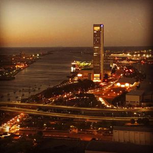 新潟日報メディアシップ
夜景🌉バージョン　眺めが良かったので夜景が撮影でき...