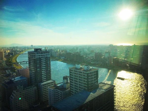 日本・新潟県「日本海満喫 新潟県の旅」の写真：新潟日報メディアシップ
新潟市内を一望で...