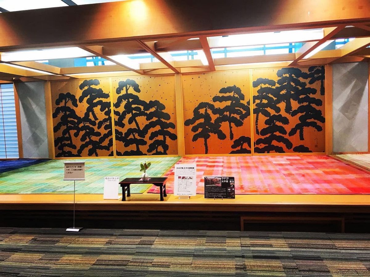 八戸ポータルミュージアム はっち
マチニワの迎え側にあります
近いので両方...