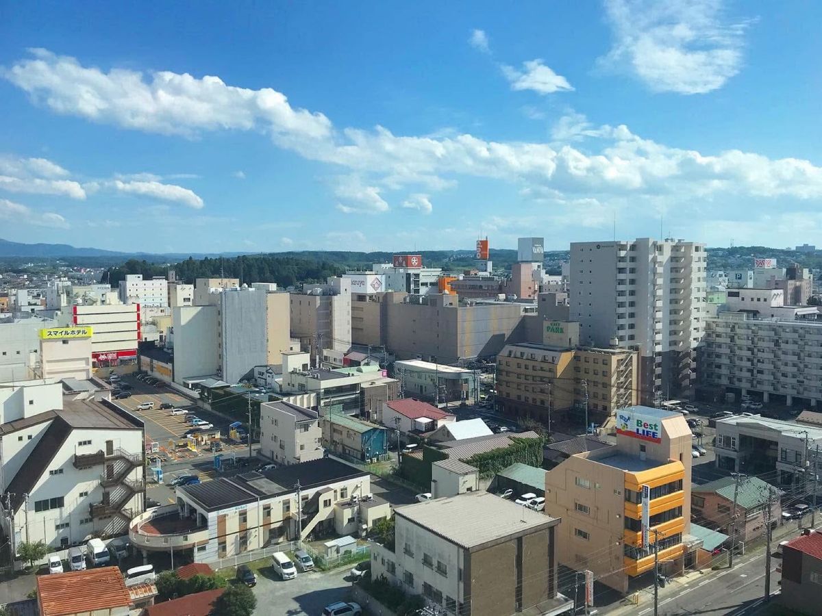 八戸市庁展望回廊
八戸市街地が一望できます