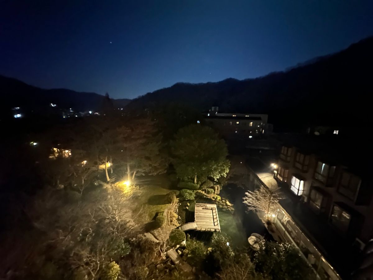 2/14
広島平和記念資料館
JALはバレンタインチョコ
湯坂温泉郷賀茂川...