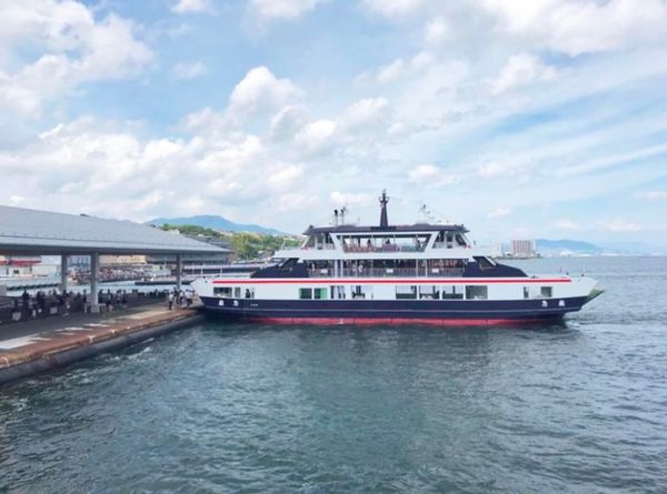 日本・広島県「ドラマロケ地巡礼から日本三景まで満喫広島県の旅」の写真：【撮影場所】広島県 廿日市市 宮島フェリ...