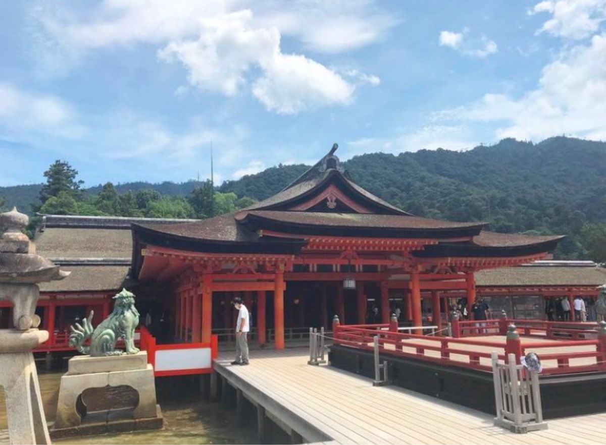 【撮影場所】広島県 廿日市市 厳島神社
【住所】広島県廿日市市宮島町１－１...