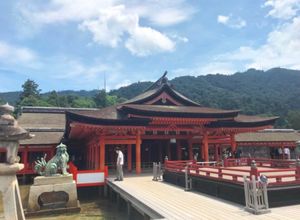 【撮影場所】広島県 廿日市市 厳島神社
【住所】広島県廿日市市宮島町１－１...