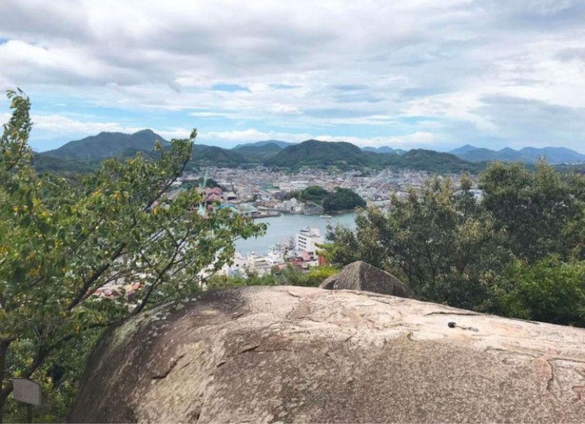 【撮影場所】広島県 尾道市 鼓岩 （ポンポン岩）

【住所】広島県尾道市東...