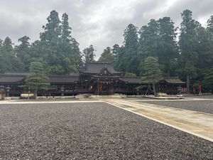 思い立ってひとり旅

多賀大社
長浜城
黒壁スクエア
豊国神社
大通寺
彦根城
