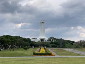 2日目
ウミカジテラス、万座毛、知念岬、平和祈念公園