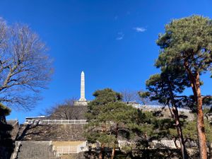 甲府城跡へ行きました。
城はありませんが、城跡は残ってます。
駅から近い城...